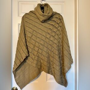 Women shawl. Soft. Loose Turtle neck.